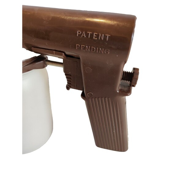 Vintage Kirby Sanitronic Suds-O-Gun With Attachments & Plastic Douglas Jar Vac - Picture 3 of 10